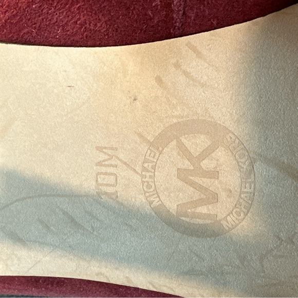 Michael Kors High Heel Suede Burgundy Oxblood Red Pumps shoes size 10 - Picture 7 of 7